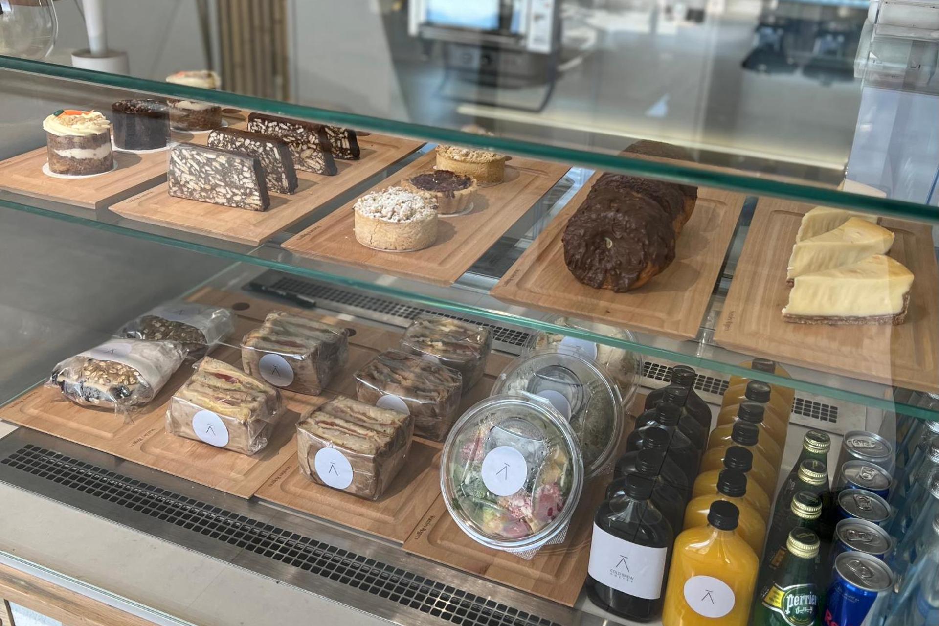 Retaj Albayt Suites Hotel